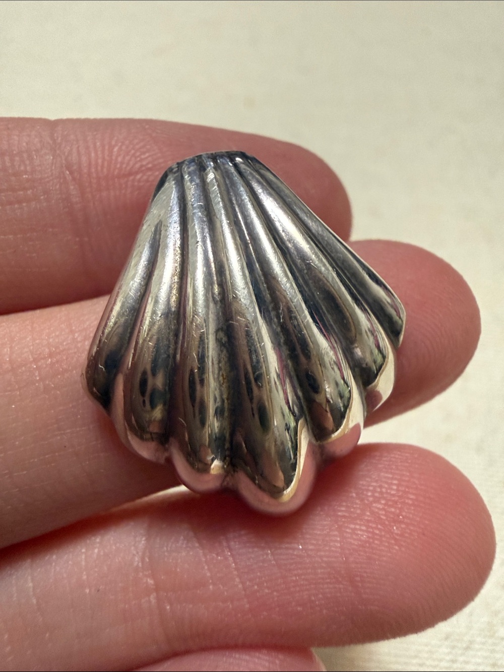 Sterling Silver 925 Shell-Shaped Statement Pendant Necklace 🐚